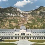 Canfranc Estación hotel Pirenei